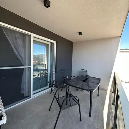 Apartment Second Home****, 2-bedroom Apartment, Rogoznica (Sibenik-Knin)