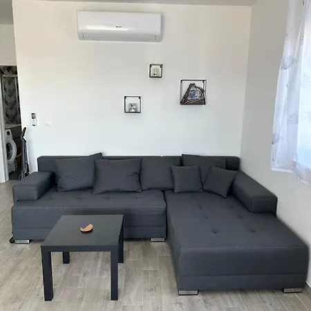 Second Home****, 2-bedroom Apartment, Apartment