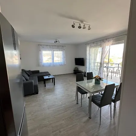 Διαμέρισμα Second Home****, 2-bedroom Apartment, *