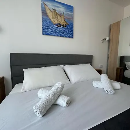 Διαμέρισμα Second Home****, 2-bedroom Apartment, *