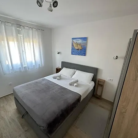 Second Home****, 2-bedroom Apartment, * Rogoznica (Sibenik-Knin)