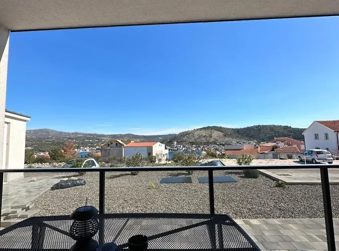 Second Home****, 2-bedroom Apartment, Rogoznica (Sibenik-Knin)