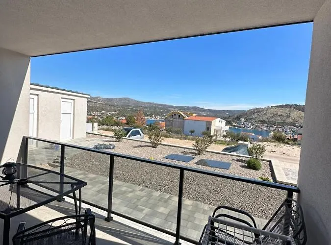 Second Home****, 2-bedroom Apartment,