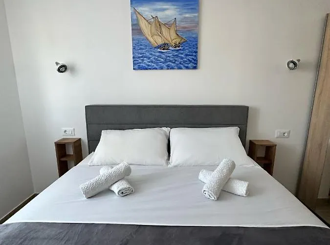 Second Home****, 2-bedroom Apartment, Rogoznica (Sibenik-Knin)