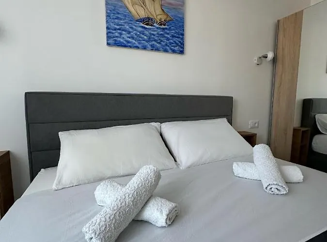 Appartement Second Home****, 2-bedroom Apartment, *