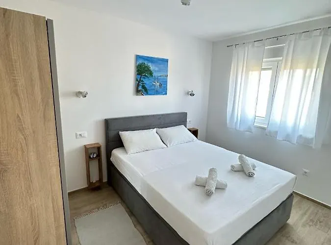 Second Home****, 2-bedroom Apartment,